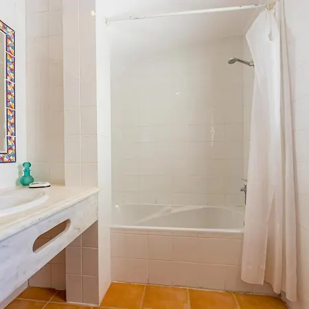 Ocre * Gale (Albufeira)